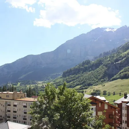 Au Chalet Suisse *