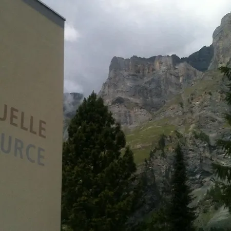 Au Chalet Suisse *