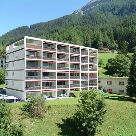 Au Chalet Suisse